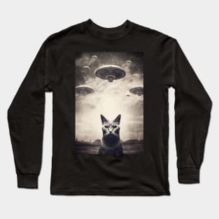 Vintage UFO Cat Long Sleeve T-Shirt